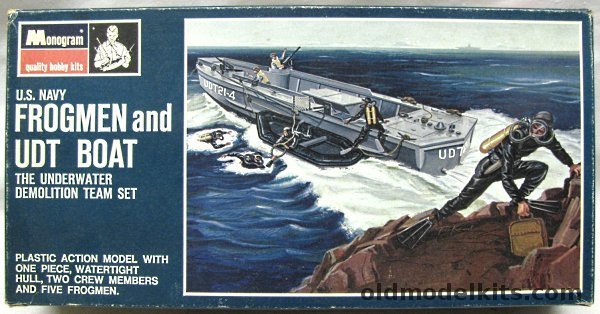 Monogram 1/48 US Navy Frogmen and UDT (LCP(R)) Boat - The Underwater Demolition Team Set, PB182-200 plastic model kit